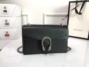 304 Refined  Customizable GUI2 - Luxurious Bags Bags