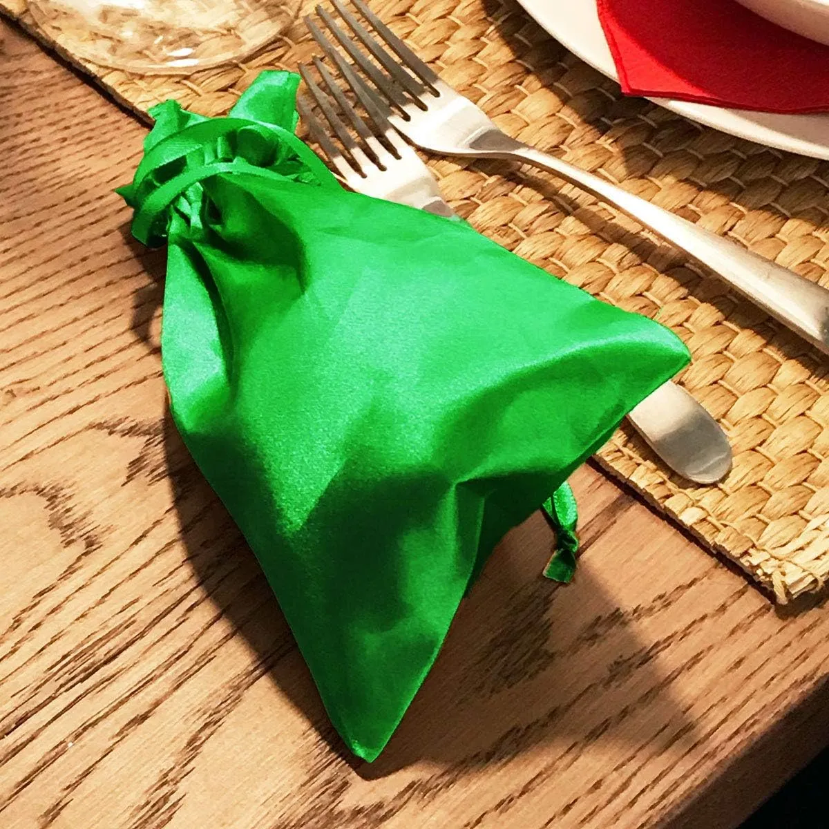 5" x 8" Green Satin Gift Bags, Jewelry Bags, Wedding Favor Drawstring Bags Baby Shower Christmas Gift Bags 50 per Pack