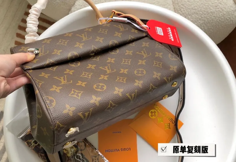 Bags 14915 - CC Steep discount Bags Vuitton Louis Refined -
