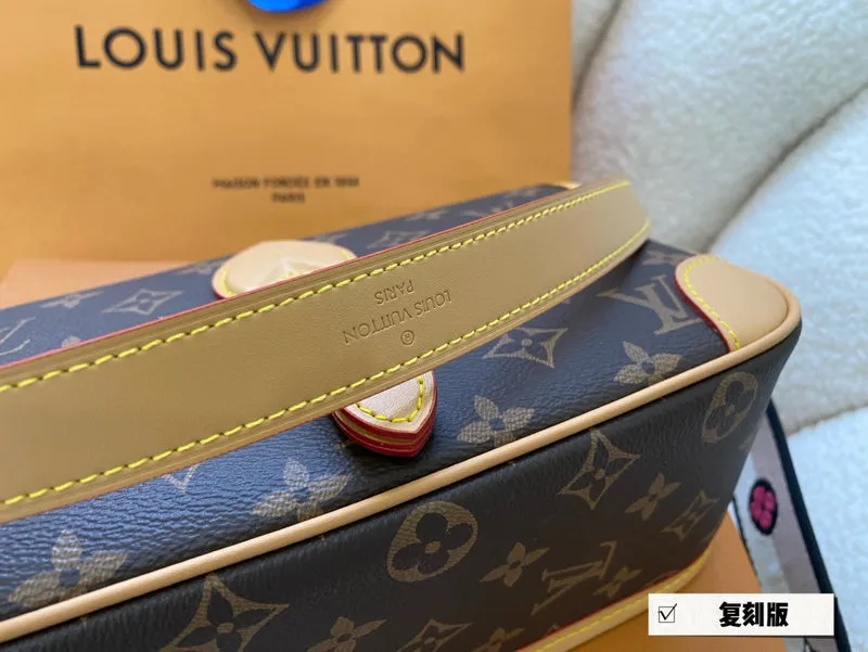 Best value CC 14810 Louis Refined Bags - Bags - Vuitton