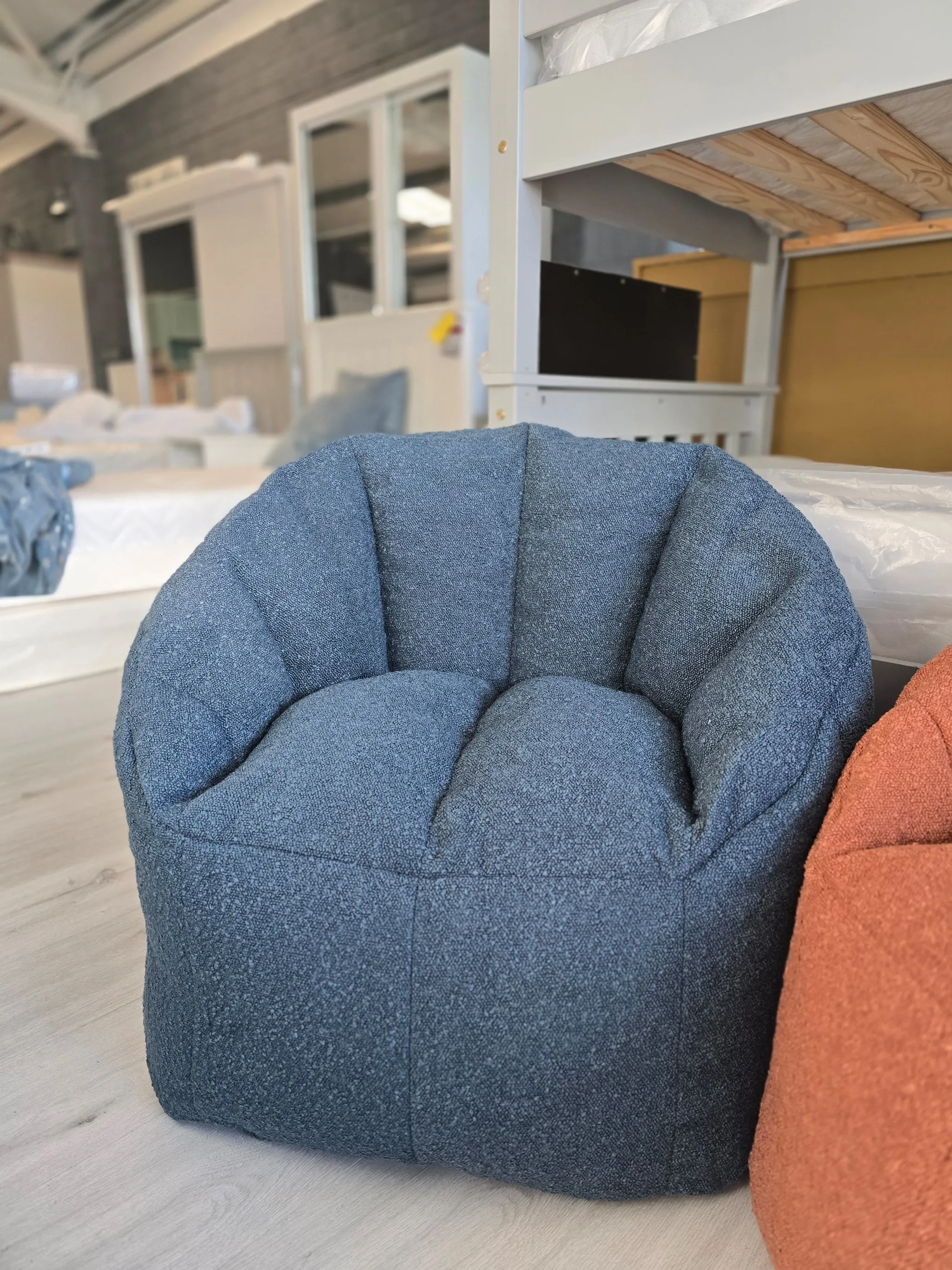 Boucle Reliable customer support Refined Chair - Bean Blue