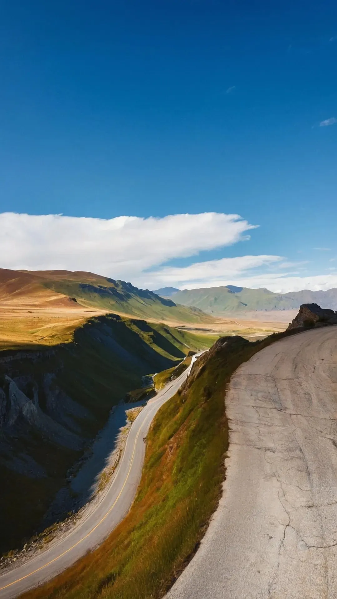 Breathe Life into Your Desktop with 20 Stunning Nature Scene Wallpapers