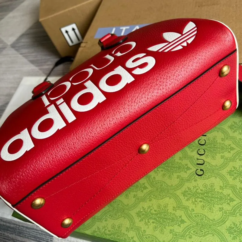 Charm - GG Bags - 1211