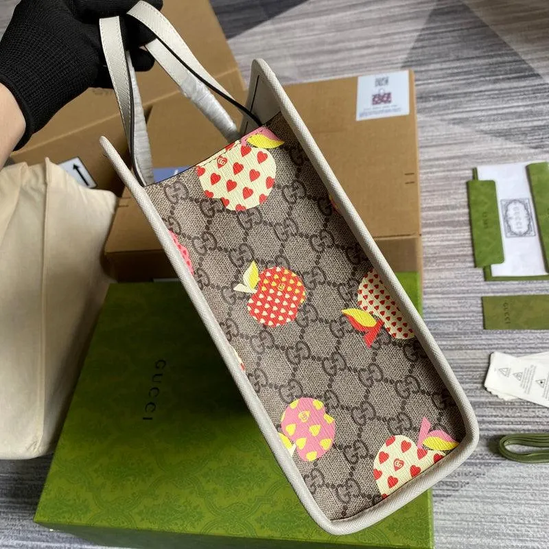 Charm - GG Bags - 1817
