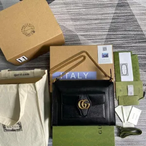 Charm - GG Bags - 2028