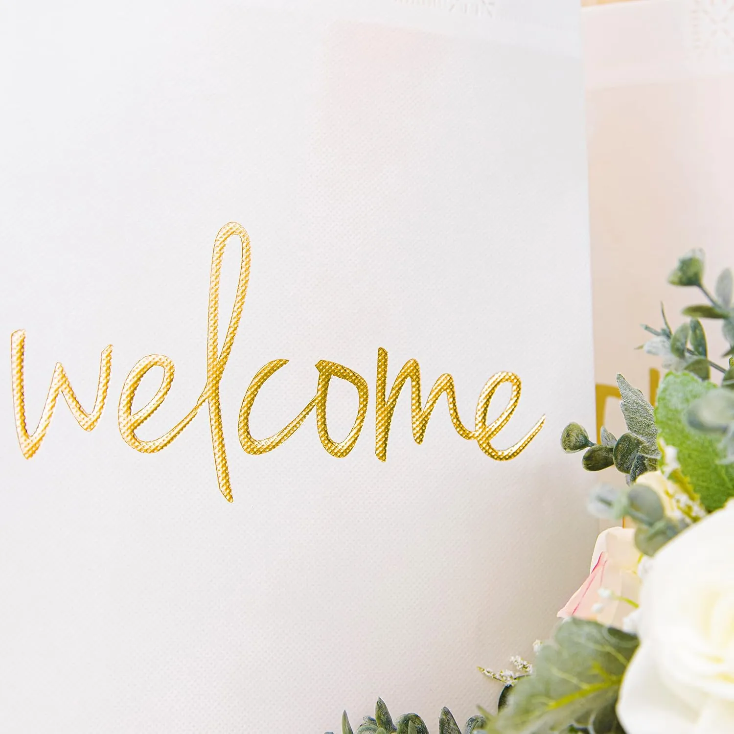 Crisky Reusable White Gold Welcome Gift Bags for Wedding Birthday Parties, 25 Counts Medium Size Eco-Friendly Non-Woven for Guests, 11 x4 x9 Inches