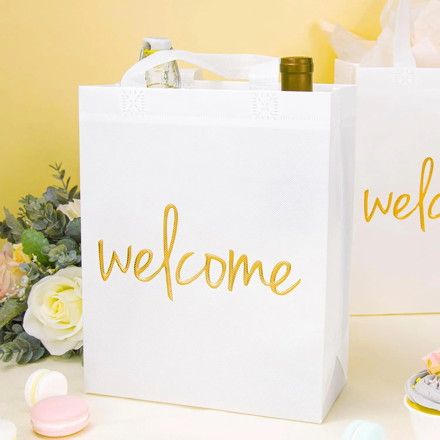 Crisky Reusable White Gold Welcome Gift Bags for Wedding Birthday Parties, 25 Counts Medium Size Eco-Friendly Non-Woven for Guests, 11 x4 x9 Inches