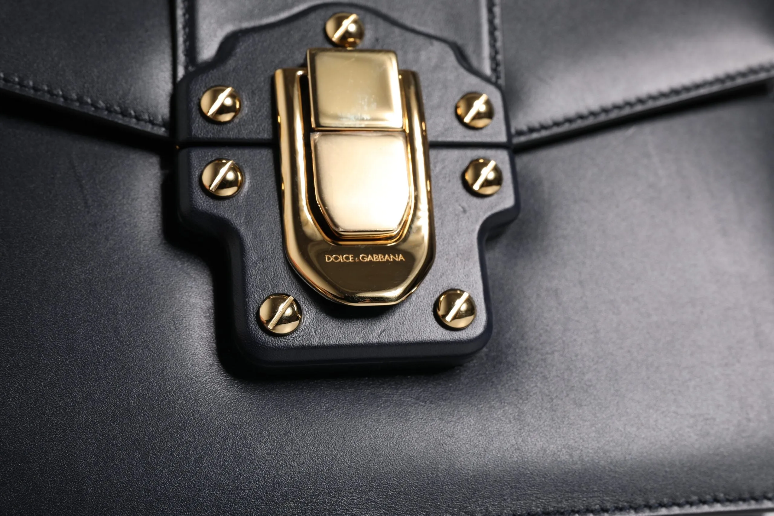 Dolce Leather Black Gabbana & Strap Thanksgiving sale Shoulder Bag Refined Calfskin