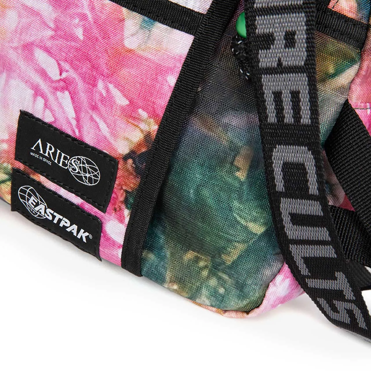 eastpak x aries bum bag (black / multi)