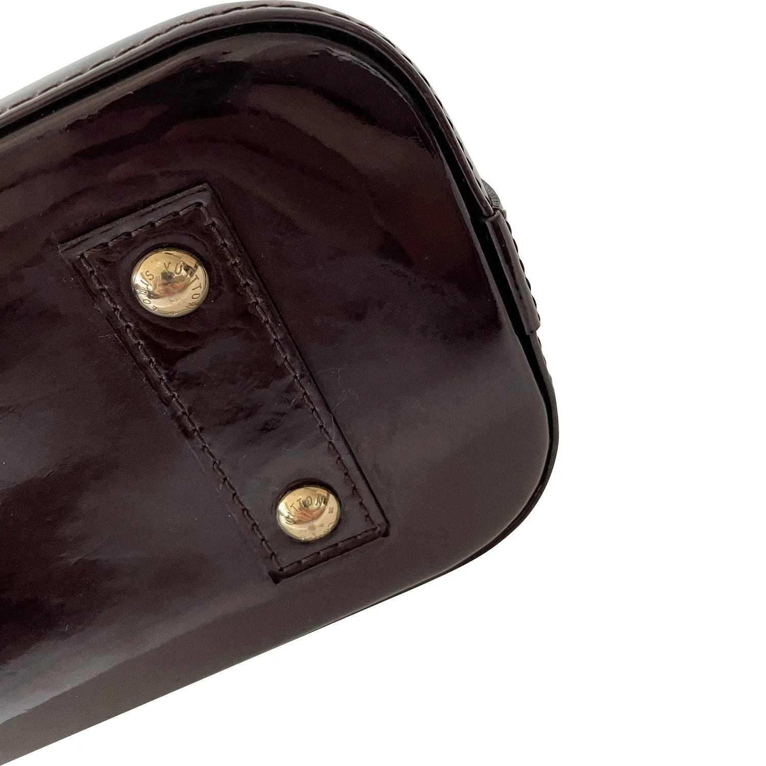 Leather BB Beautifully crafted Louis Vuitton Vernis Refined Monogram Alma