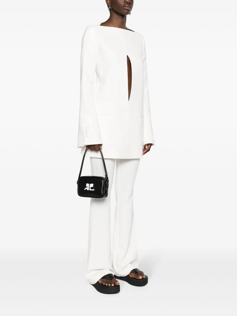 logo-appliqué leather shoulder bag