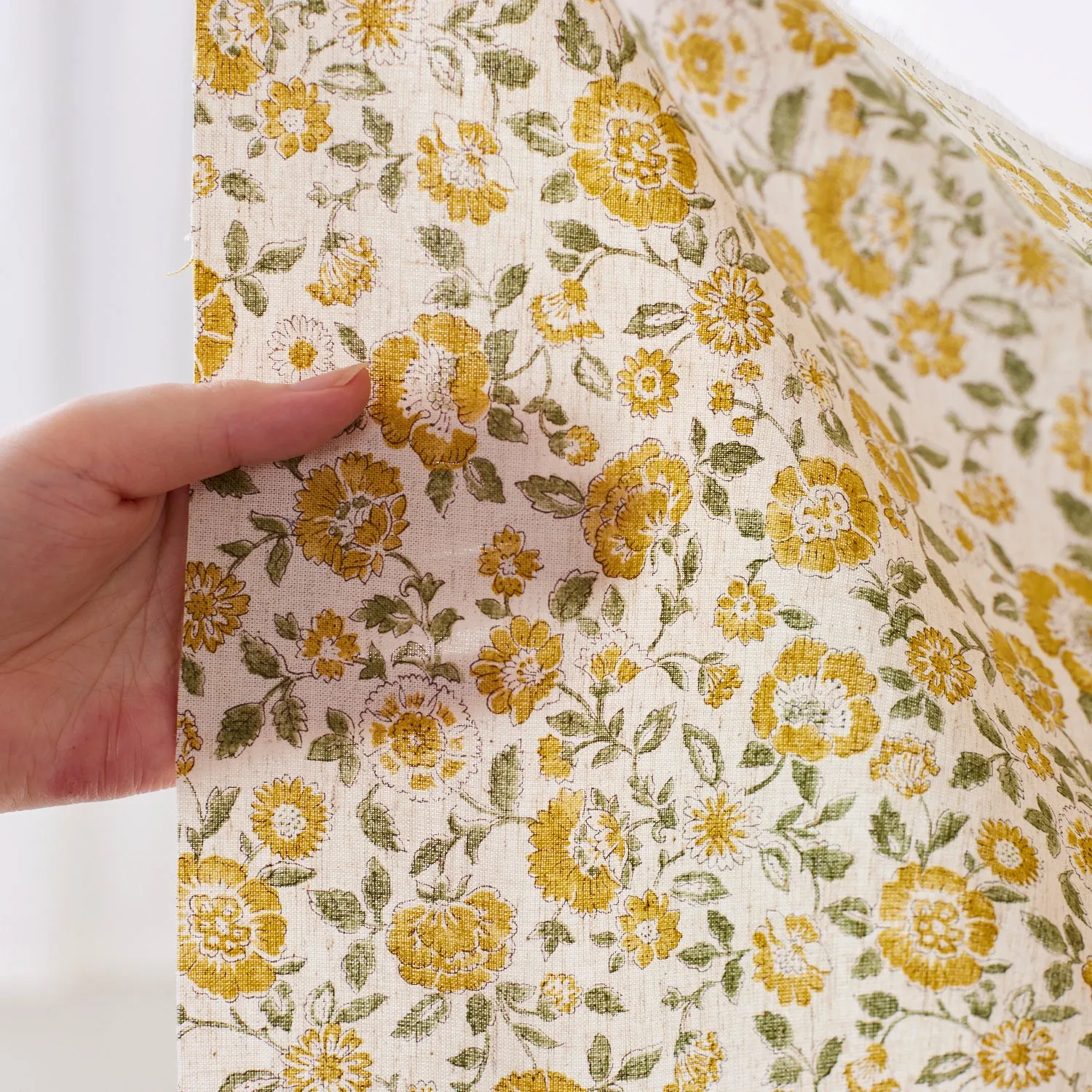Posy Flowers Cotton Linen Sheeting YGA-79060-2
