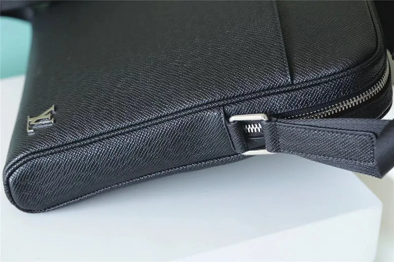 Refined - Final hours 9979 - Louis Vuittons Shops  Franco