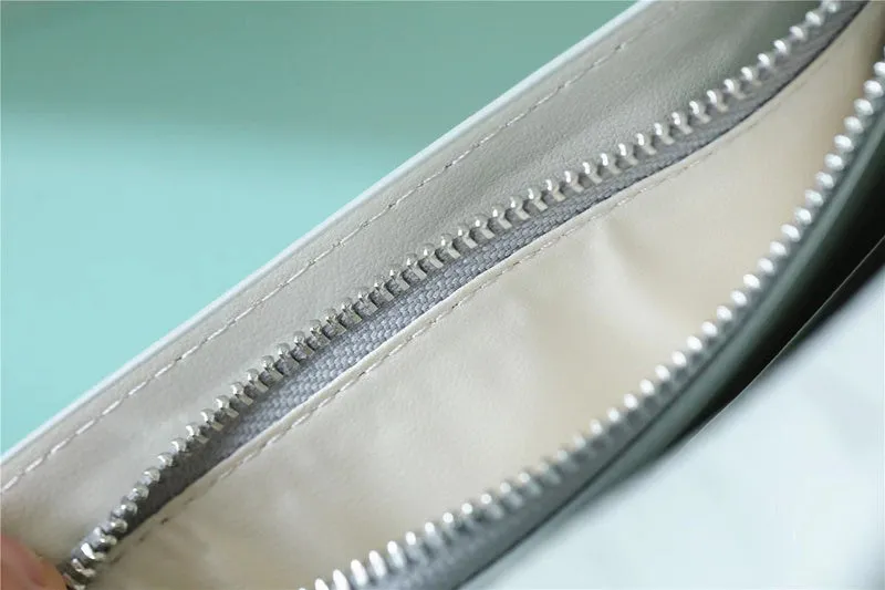  Refined Ready-made Vuittons - Franco Louis 10526 - Shops