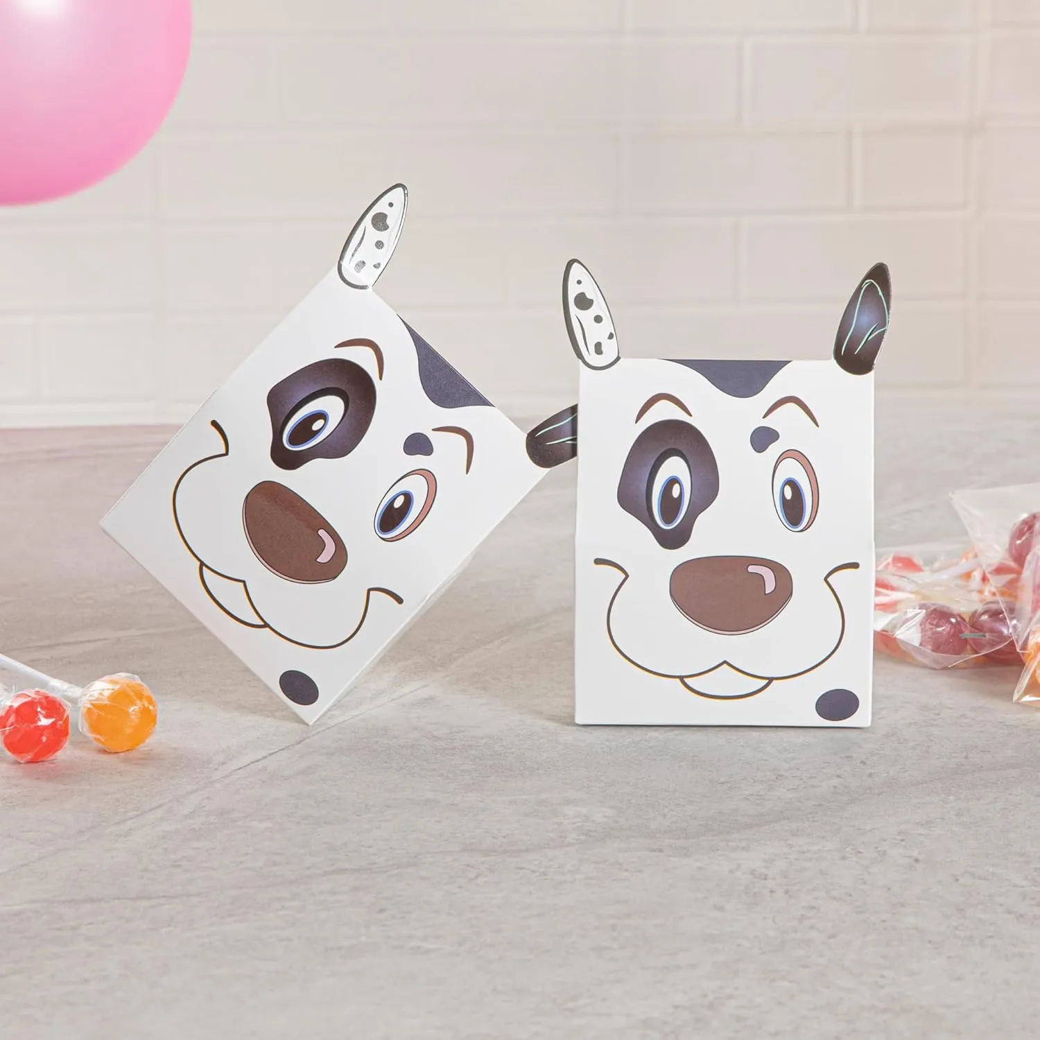 Restaurantware Pastry Tek 4 x 2 x 5 Inch Farm Animal Party Bags 100 Dog Barnyard Party Favor Bags - Tab-Lock Closure Shipped Flat Paper Farm Animal Candy Bags For Farm-Themed Parties Or Birthdays