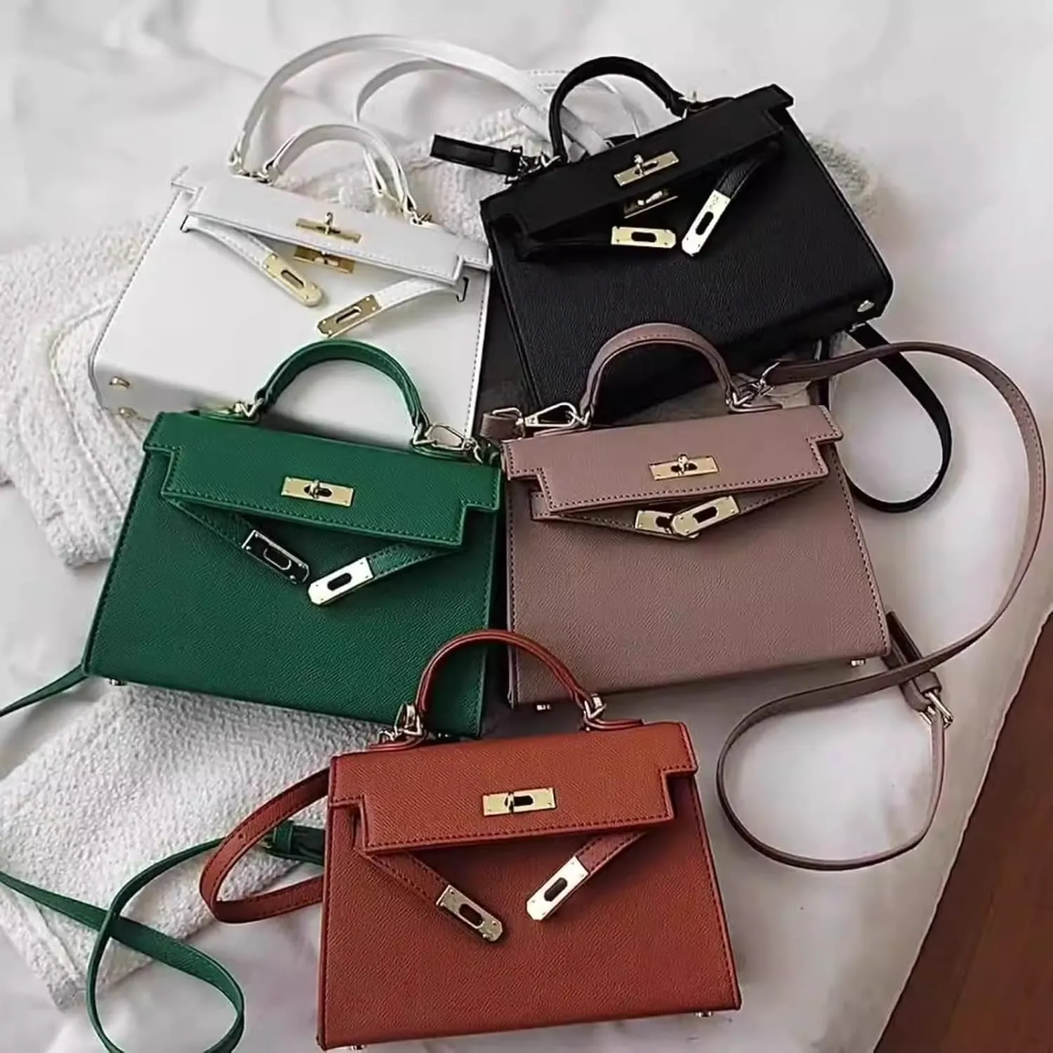 Retro handbag women, new senior sense of commuting shoulder bag