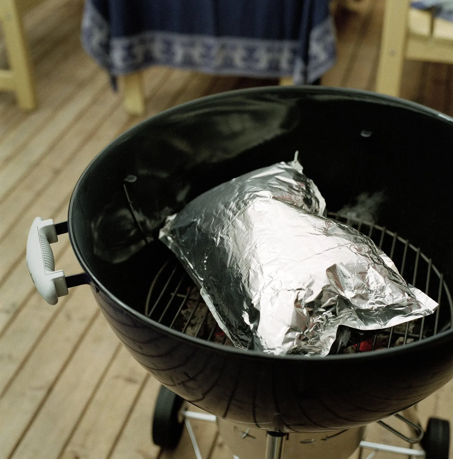 Savu Smoker Bag for the Oven & Grill in Alder