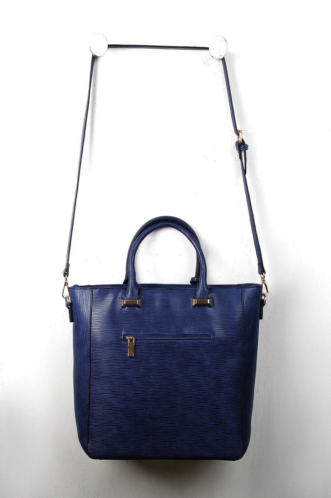 Specialized options Vegan Striated Bag Smart Leather Tote