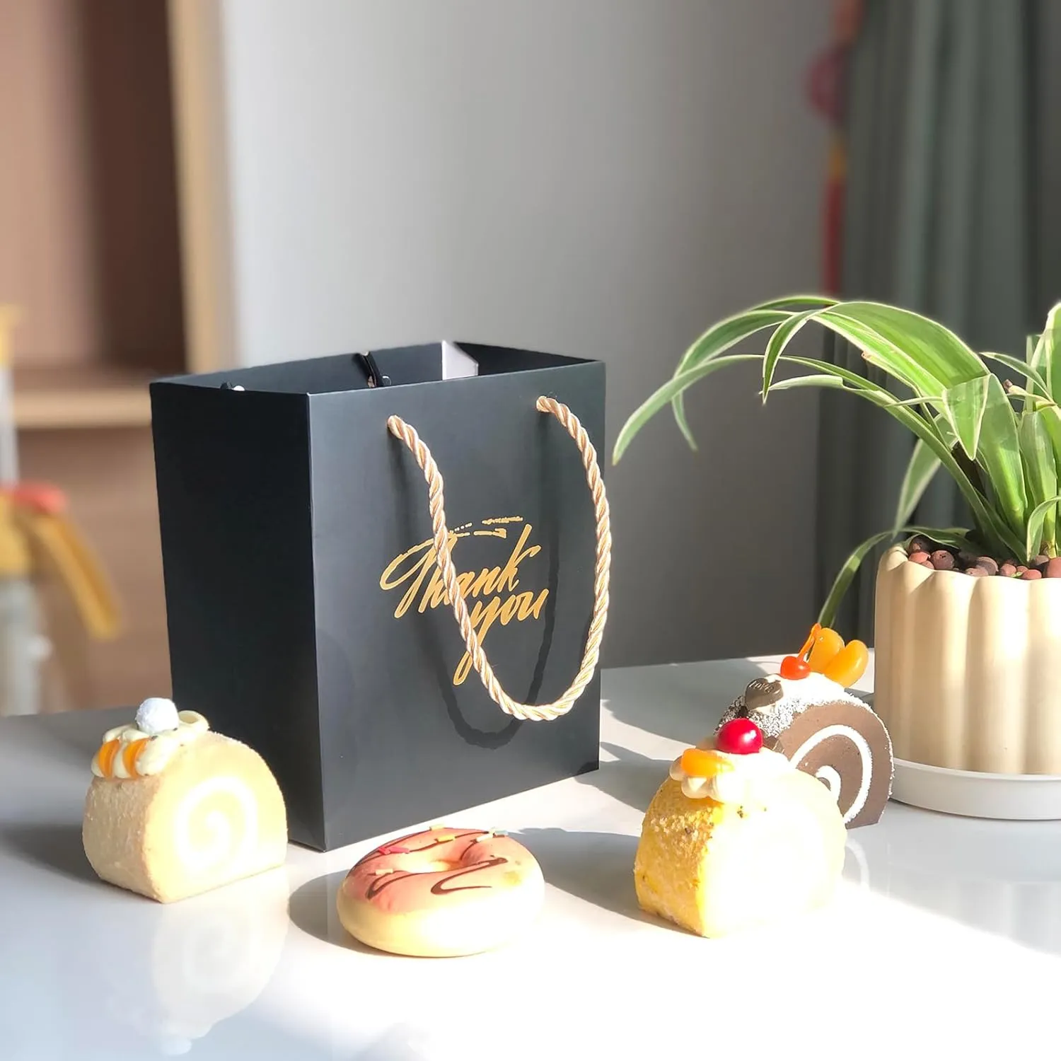 TKSBAG 50 PCS Small Thank You Bags,5.9 * 5.1 * 3.1 Inch Mini Black Gold Gift Bags with Handles for Baby Shower, Bridal Shower, Wedding, Party Favors
