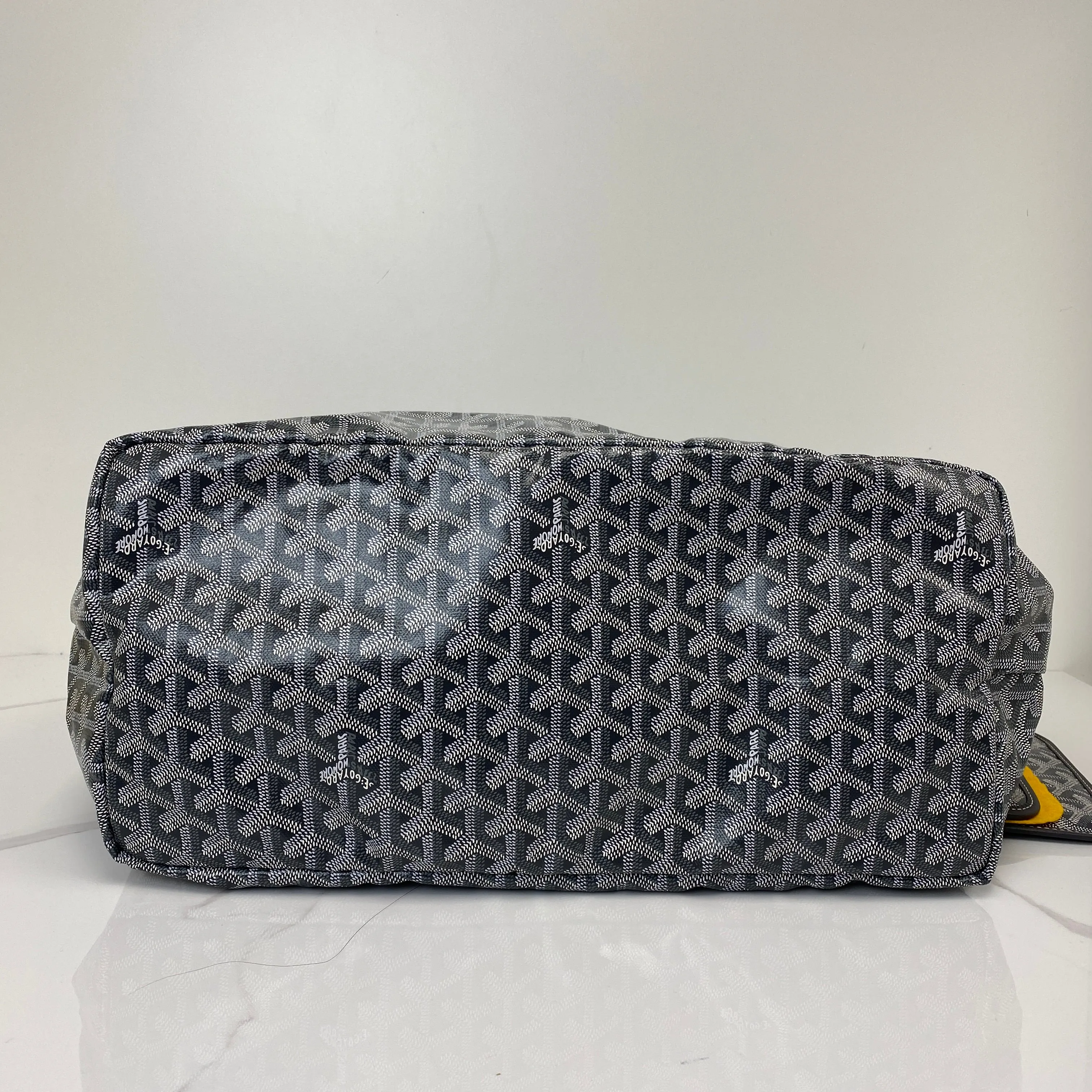 Tote Louis Goyard Customer satisfaction Rapid issue resolution GM Saint