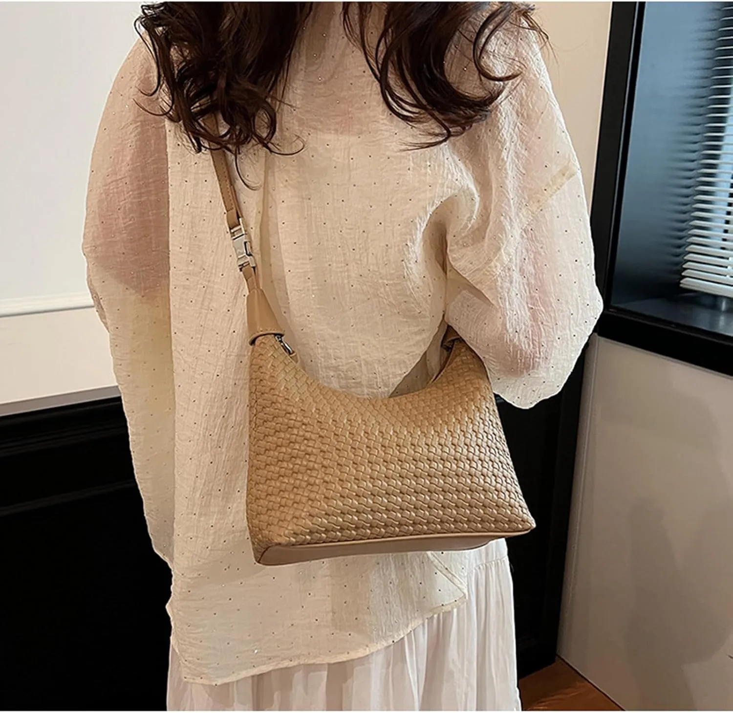 Trendy Shoulder Purses for Women PU Leather Woven Bag Hobo Tote Handbags Cute Crossbody Bags with Zipper Closure